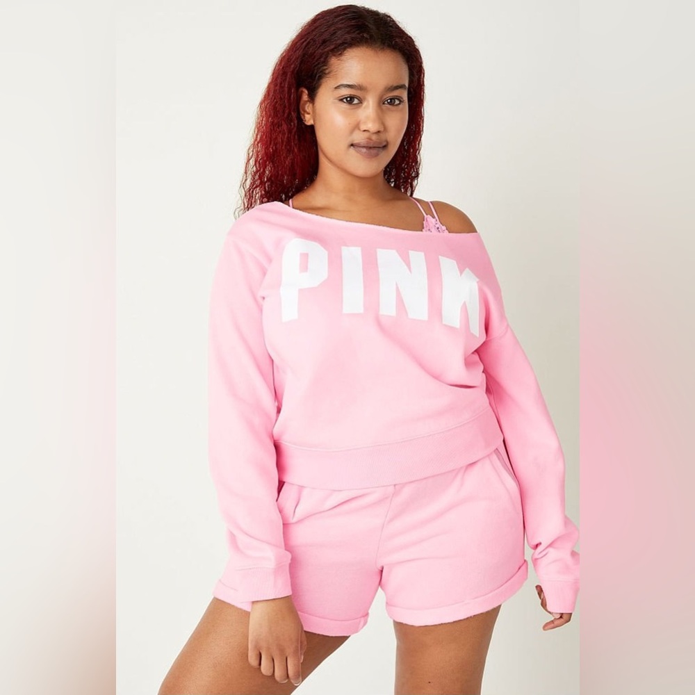 VS PINK Fleece cropped sweatshirt 🤍